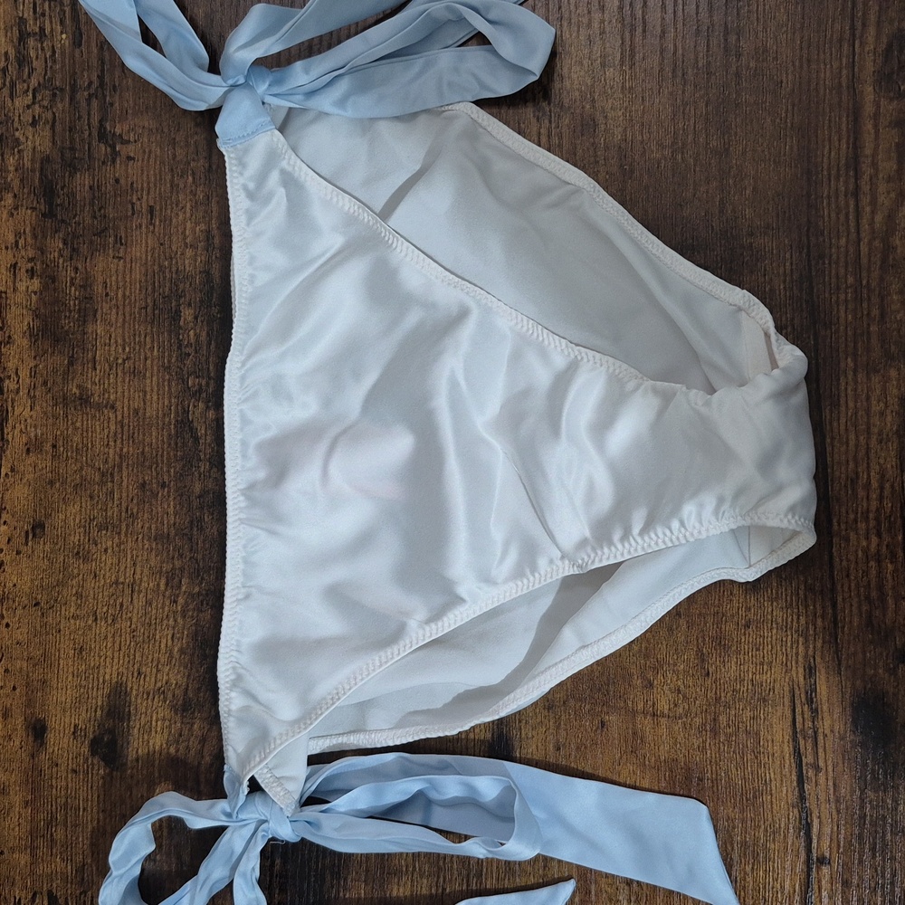 Victoria Secret Bridal Panty - Picture 4 of 6